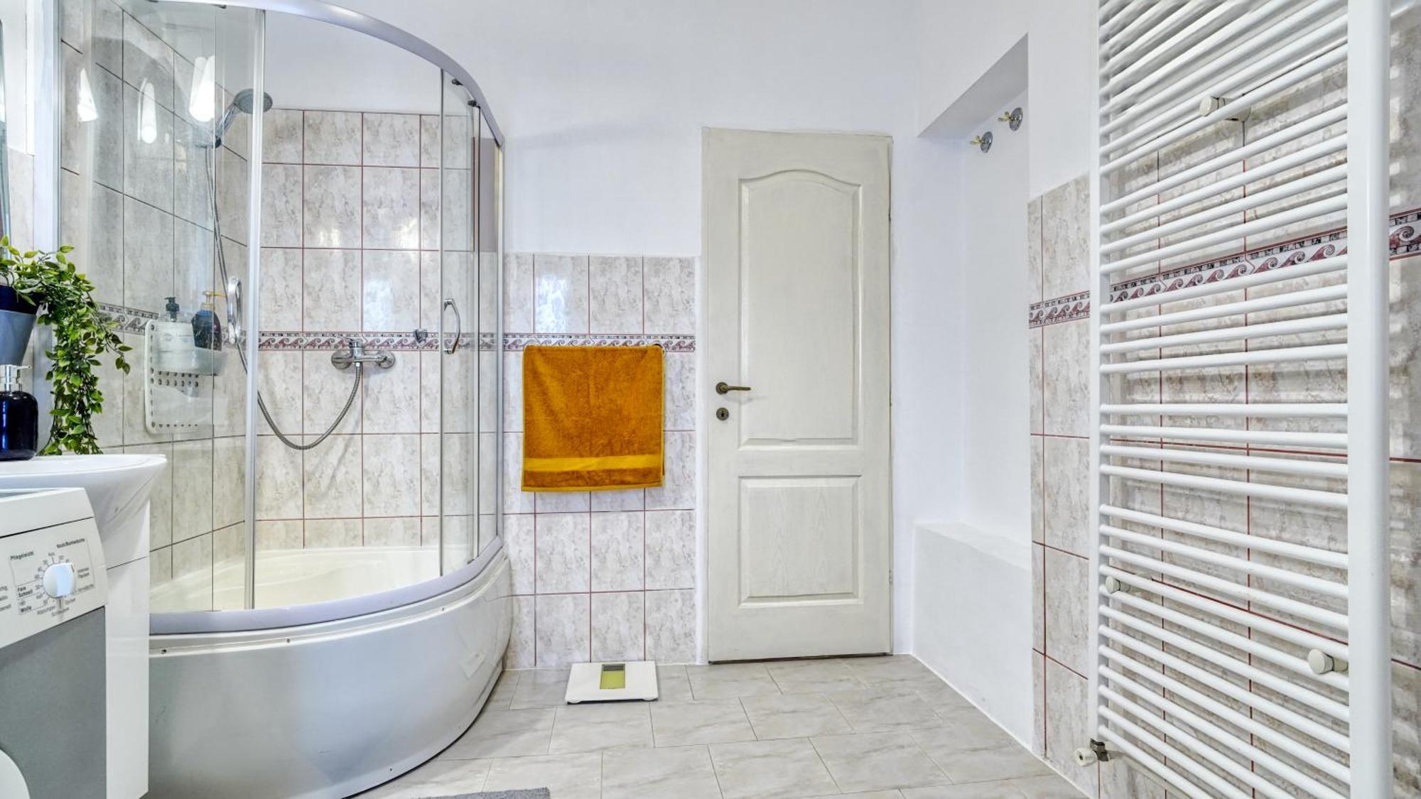 Intimo Oldtown Romantic Apartment Brassó Kültér fotó